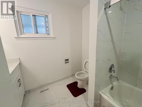 15 Lighthall Crescent, Toronto (Malvern), ON - Indoor Photo Showing Bathroom