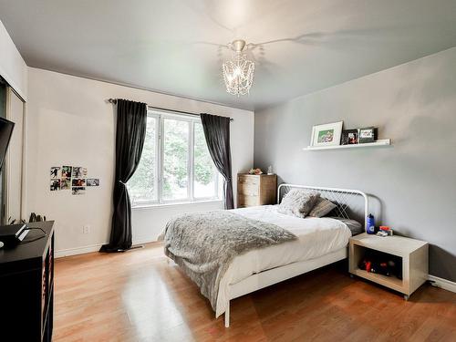 Master bedroom - 346 Rue De La Mésange, Rosemère, QC - Indoor Photo Showing Bedroom