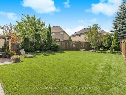 66 Alpaca Dr, Richmond Hill, ON - Outdoor With Backyard