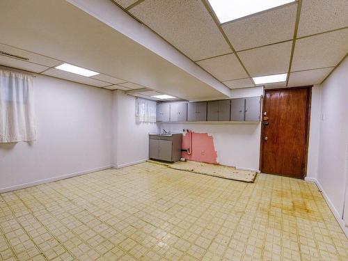 Laundry room - 1210 Av. Shorecrest, Laval (Chomedey), QC - Indoor Photo Showing Basement