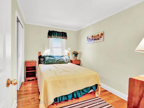 1928 Tiny Beaches Rd S, Tiny, ON - Indoor Photo Showing Bedroom