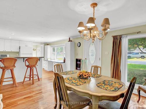 1928 Tiny Beaches Rd S, Tiny, ON - Indoor Photo Showing Dining Room