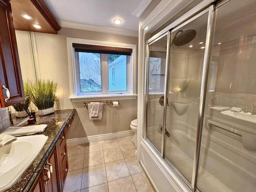 Bathroom - 96 Ch. Du Lac-Louisa N., Wentworth, QC - Indoor Photo Showing Bathroom