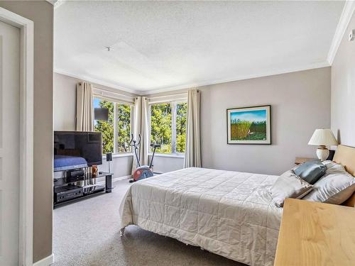 311-27 Songhees Rd, Victoria, BC - Indoor Photo Showing Bedroom