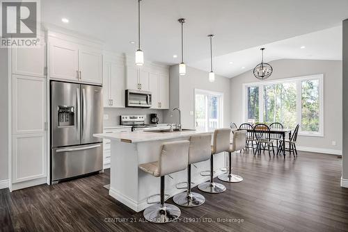 134 Lawson Road, Brighton, ON - Indoor Photo Showing Kitchen With Upgraded Kitchen