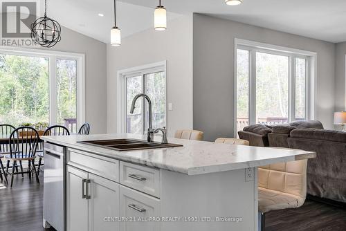 134 Lawson Road, Brighton, ON - Indoor Photo Showing Kitchen With Double Sink With Upgraded Kitchen