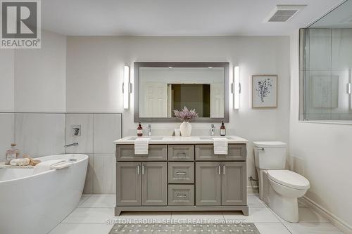 203 - 250 Sydenham Street, London, ON - Indoor Photo Showing Bathroom