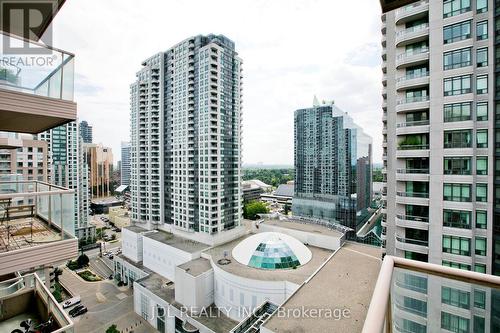 2209 - 35 Empress Avenue, Toronto (Willowdale East), ON - Outdoor With Balcony With Facade