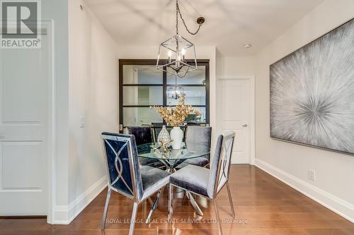 417 - 11 Bronte Road, Oakville (Bronte West), ON - Indoor Photo Showing Dining Room