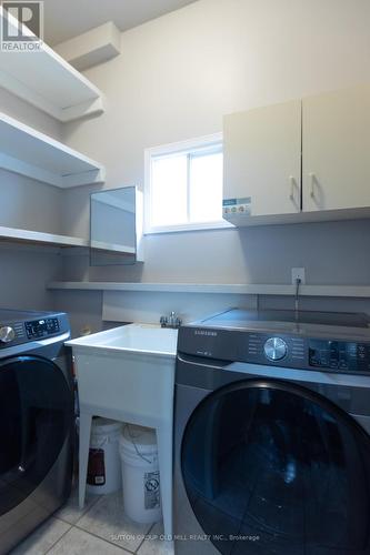 Bsmt - 9 Kirk Drive, Brampton (Northwood Park), ON - Indoor Photo Showing Laundry Room