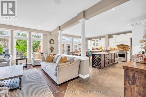 20 Lampman Drive, Hamilton (Ancaster), ON - Indoor Photo Showing Living Room