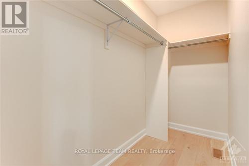 B - 415 Tweedsmuir Avenue, Ottawa, ON - Indoor With Storage