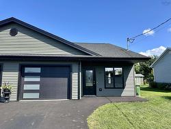 22 Eagleview Drive  Murray Siding, NS B6L 3J2