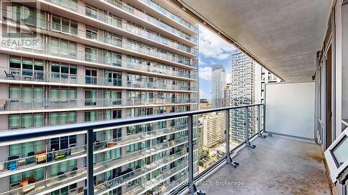 2607 - 99 Broadway Avenue, Toronto (Mount Pleasant West), ON - Outdoor With Balcony With Exterior