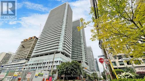 2607 - 99 Broadway Avenue, Toronto (Mount Pleasant West), ON - Outdoor With Facade