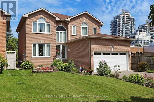 16 Oak Avenue, Richmond Hill (South Richvale), ON - Outdoor With Facade