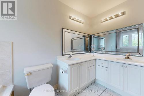 16 Oak Avenue, Richmond Hill (South Richvale), ON - Indoor Photo Showing Bathroom