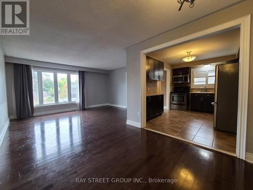 Upper - 3400 Frobex Court, Mississauga (Erindale), ON - Indoor Photo Showing Other Room