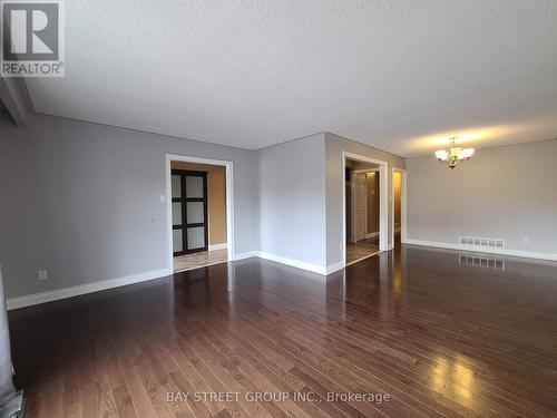 Upper - 3400 Frobex Court, Mississauga (Erindale), ON - Indoor Photo Showing Other Room