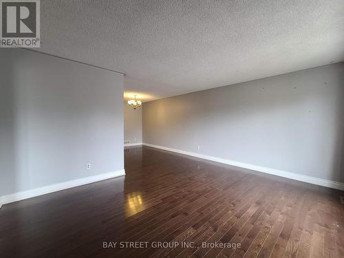 Upper - 3400 Frobex Court, Mississauga (Erindale), ON - Indoor Photo Showing Other Room