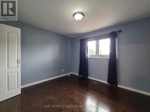 Upper - 3400 Frobex Court, Mississauga (Erindale), ON - Indoor Photo Showing Other Room