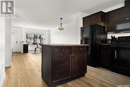 62 4850 Harbour Landing Drive, Regina, SK - Indoor Photo Showing Kitchen