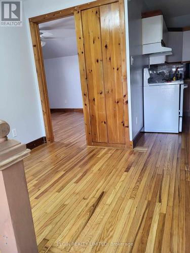 #2 - 119 Erie Street, St. Thomas, ON - Indoor Photo Showing Kitchen