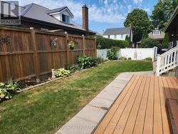 shared yard - 