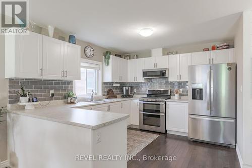 46 Claxton Crescent, Kawartha Lakes (Lindsay), ON - Indoor Photo Showing Kitchen