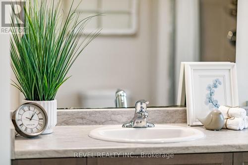 46 Claxton Crescent, Kawartha Lakes (Lindsay), ON - Indoor Photo Showing Bathroom