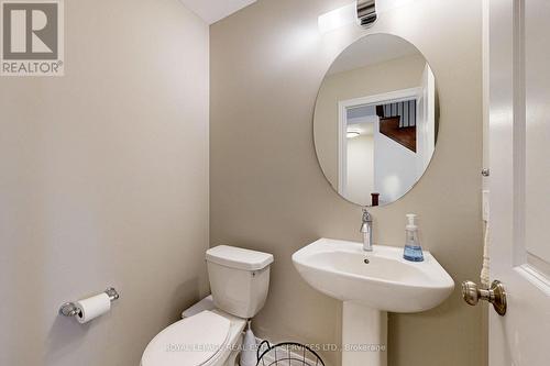 49 Clifford Crescent, New Tecumseth, ON - Indoor Photo Showing Bathroom