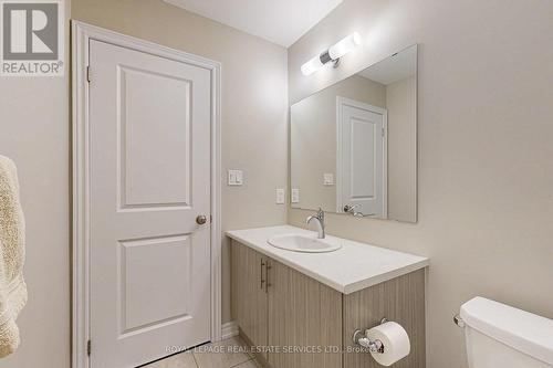 49 Clifford Crescent, New Tecumseth, ON - Indoor Photo Showing Bathroom