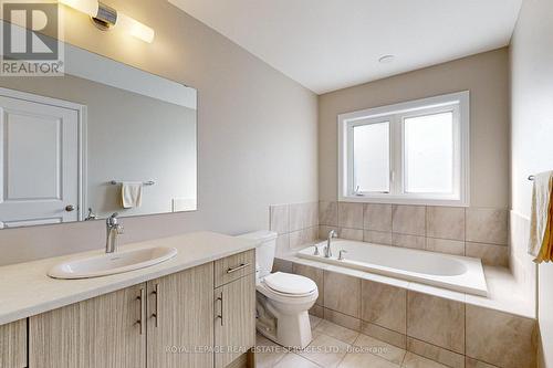 49 Clifford Crescent, New Tecumseth, ON - Indoor Photo Showing Bathroom