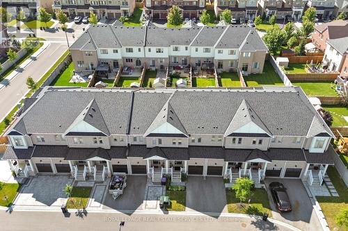 49 Clifford Crescent, New Tecumseth, ON - Outdoor With Facade