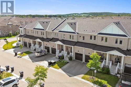 49 Clifford Crescent, New Tecumseth, ON - Outdoor With Facade