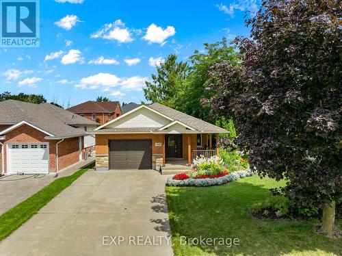 7949 Grossi Court, Niagara Falls, ON - Outdoor With Facade