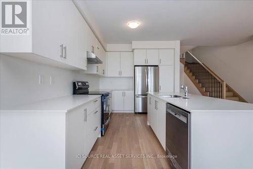 22 Greer Street, Barrie, ON - Indoor Photo Showing Kitchen With Stainless Steel Kitchen