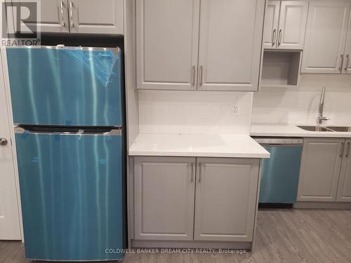 9 Abigail Grace Crescent, Brampton, ON - Indoor Photo Showing Kitchen With Double Sink