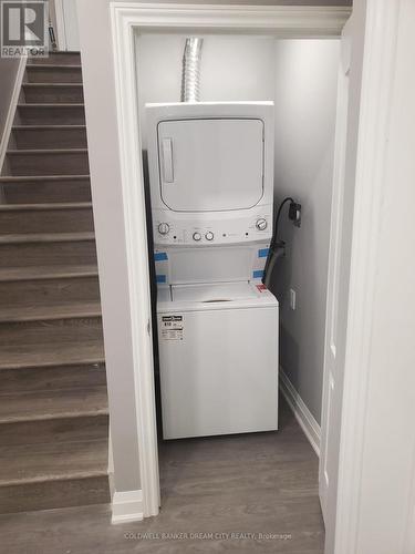 9 Abigail Grace Crescent, Brampton, ON - Indoor Photo Showing Laundry Room