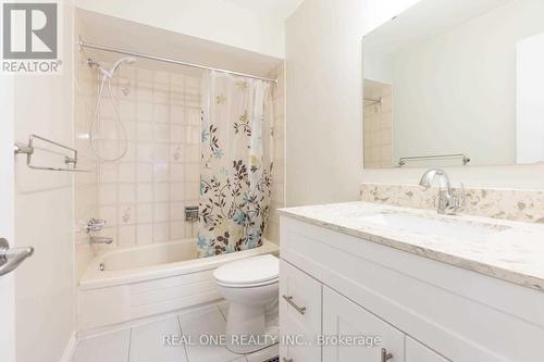 3237 Mcmaster Road, Mississauga, ON - Indoor Photo Showing Bathroom