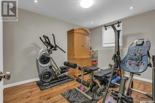 818 Shepherd Crescent, Saskatoon, SK - Indoor Photo Showing Gym Room