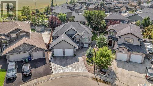 818 Shepherd Crescent, Saskatoon, SK - Outdoor With Facade