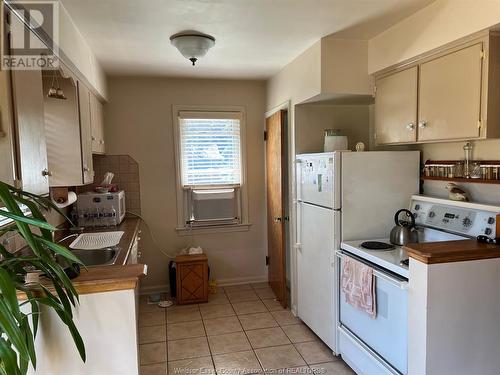 2678 Randolph Avenue, Windsor, ON - Indoor Photo Showing Kitchen