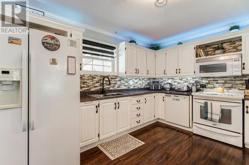 172 Main Street, Chapel Arm, NL - Indoor Photo Showing Kitchen With Double Sink