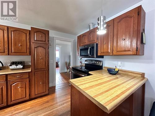 642 Main Drive, Terrenceville, NL - Indoor Photo Showing Kitchen