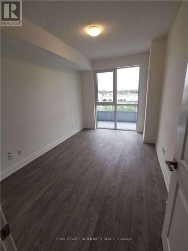 521 - 591 Sheppard Avenue E, Toronto (Bayview Village), ON - Indoor Photo Showing Other Room