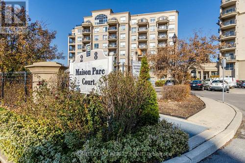 204 - 8 Maison Parc Court, Vaughan, ON - Outdoor With Facade