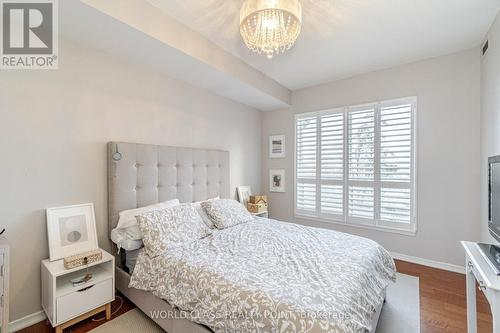 204 - 8 Maison Parc Court, Vaughan, ON - Indoor Photo Showing Bedroom