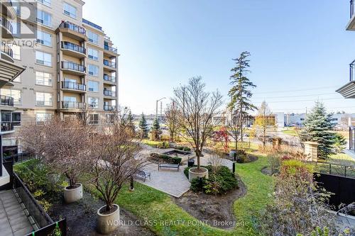 204 - 8 Maison Parc Court, Vaughan, ON - Outdoor