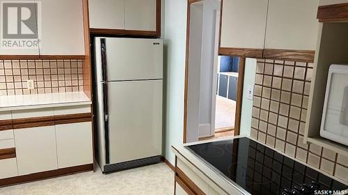 108 Connaught Crescent, Regina, SK - Indoor Photo Showing Kitchen